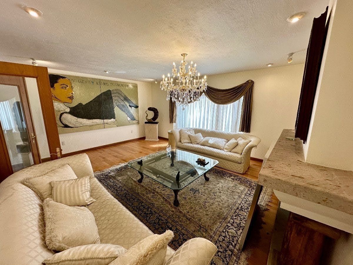 Foto 8 de VENTA DE RESIDENCIA EN LOMAS DEL VALLE ZAPOPAN JAL