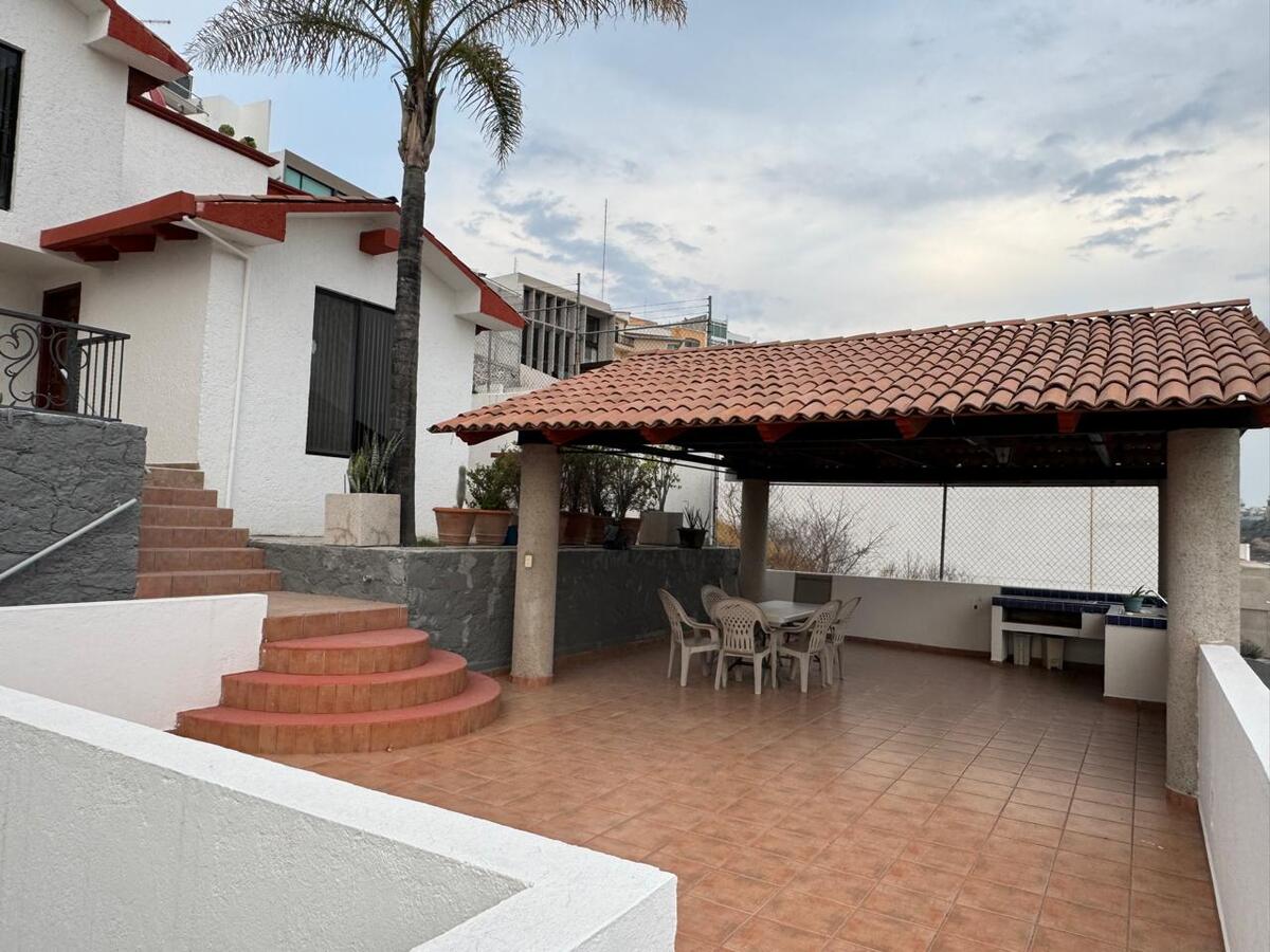 2 de 18: terraza