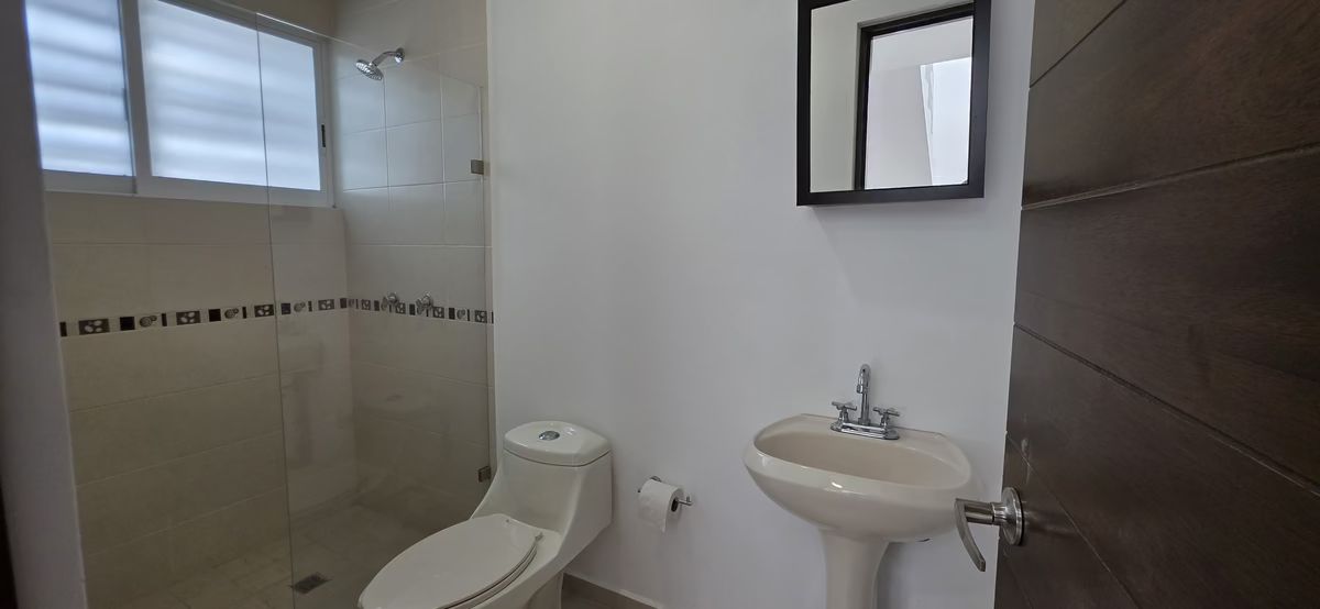 15 de 19: SEGUNDO BAÑO
