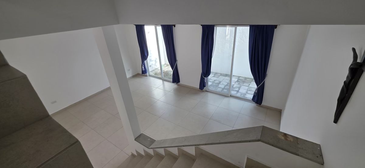 8 de 19: SALA COMEDOR