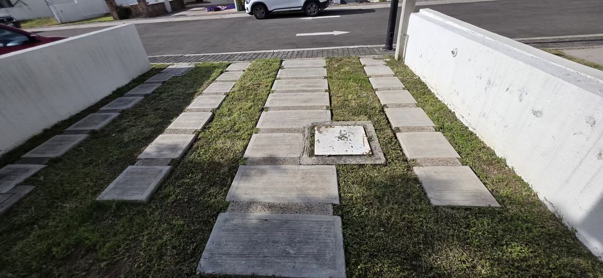 17 de 19: ESTACIONAMIENTO 2 AUTOS Y CISTERNA