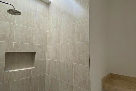 CASA EM DZITYA 3 QUARTOS, COZINHA, GARAGEM, ENTREGA IMEDIATA