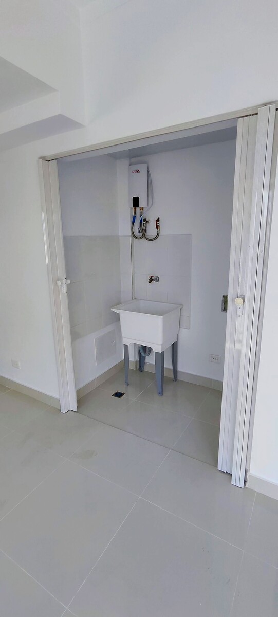 6 de 14: Área de lavado independiente