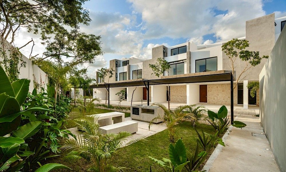 CASA EN VENTA EN MERIDA, YUCATAN EN MILEA, ZONA COUNTRY - foto 1