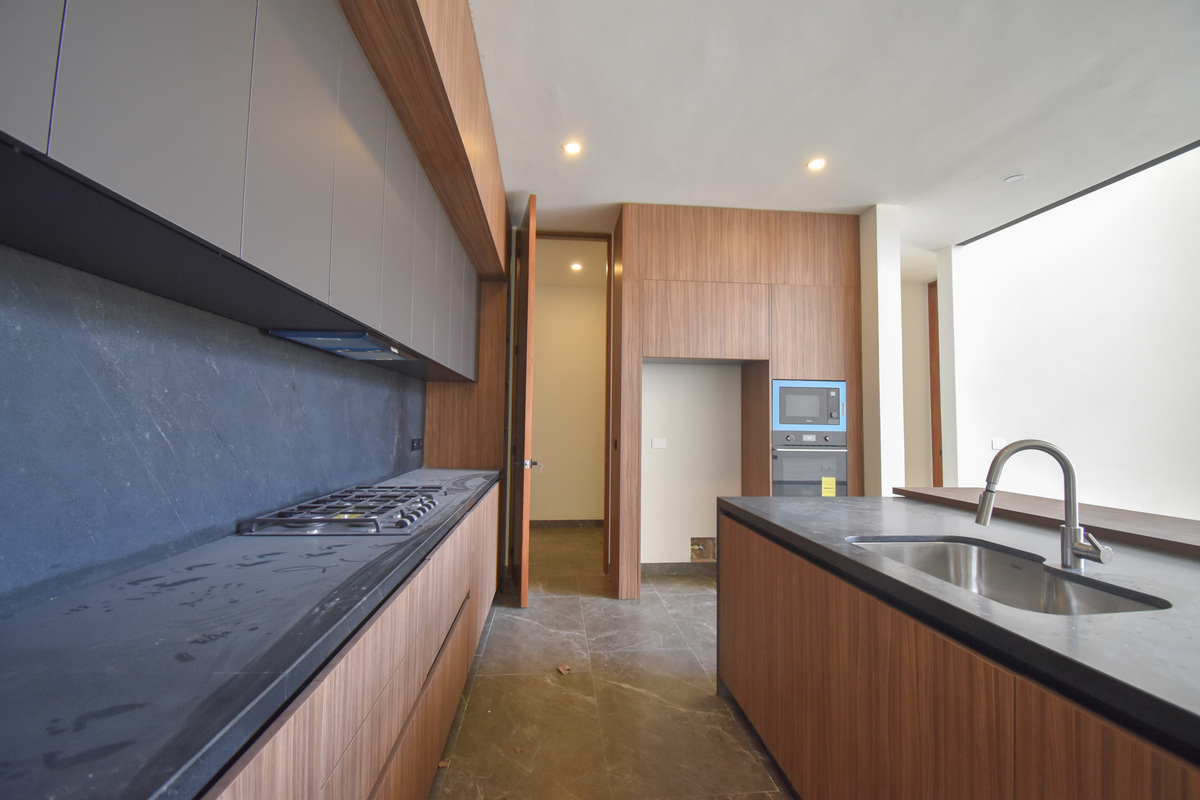 6 of 21: Cocina