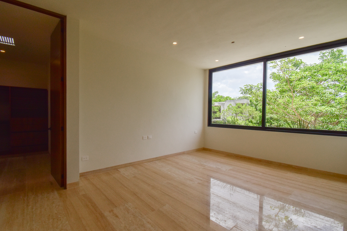 18 de 21: Tercera Habitación
