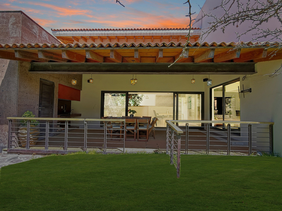 3 de 42: Jardin