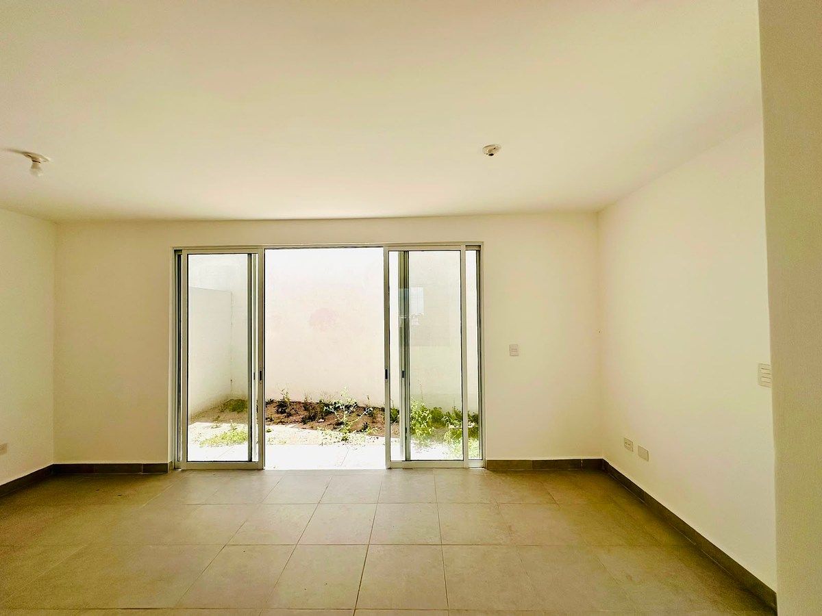 Casa em Santa María, García, foto 4 de 16