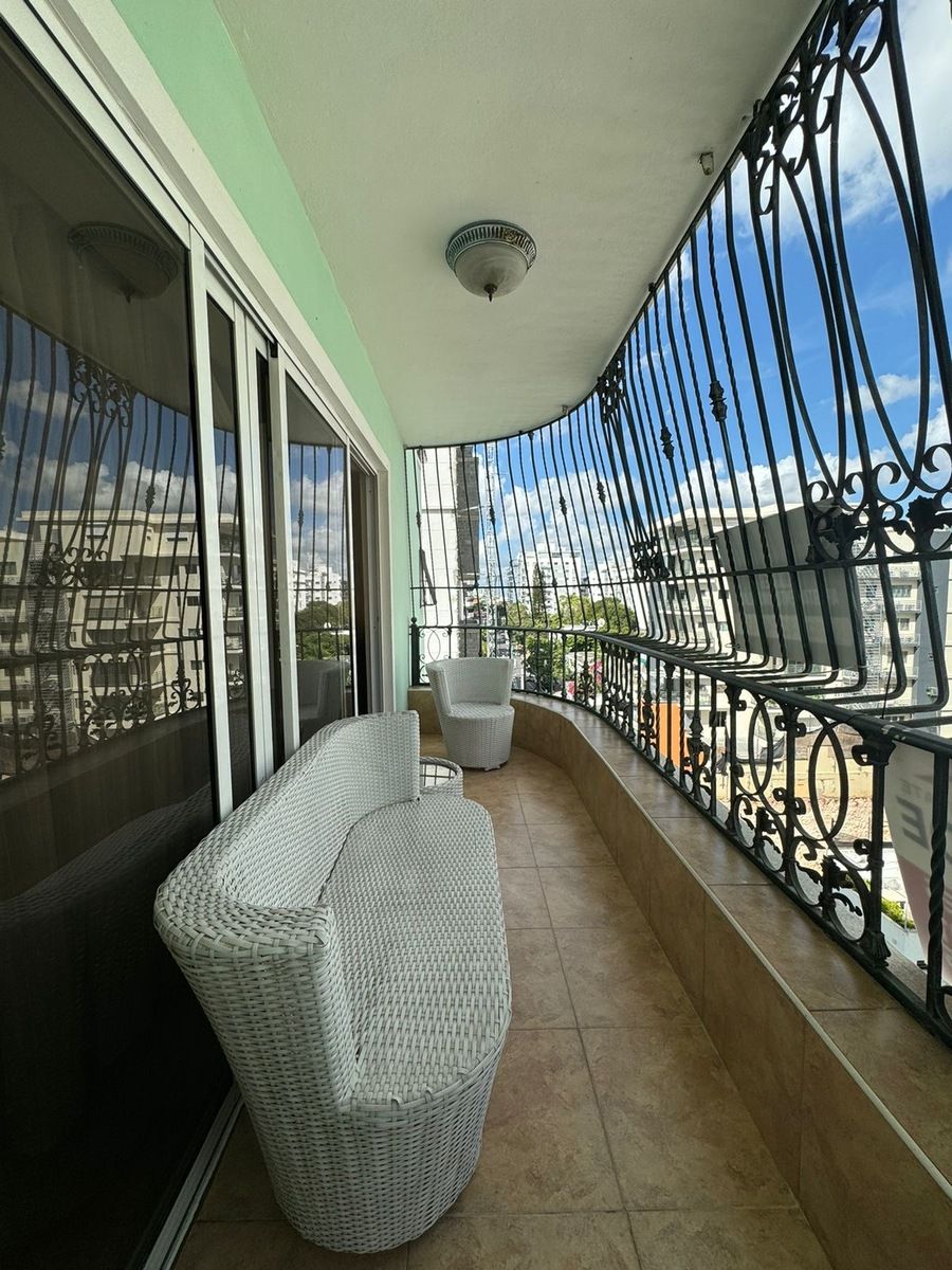 Balcon, foto 3 de 13