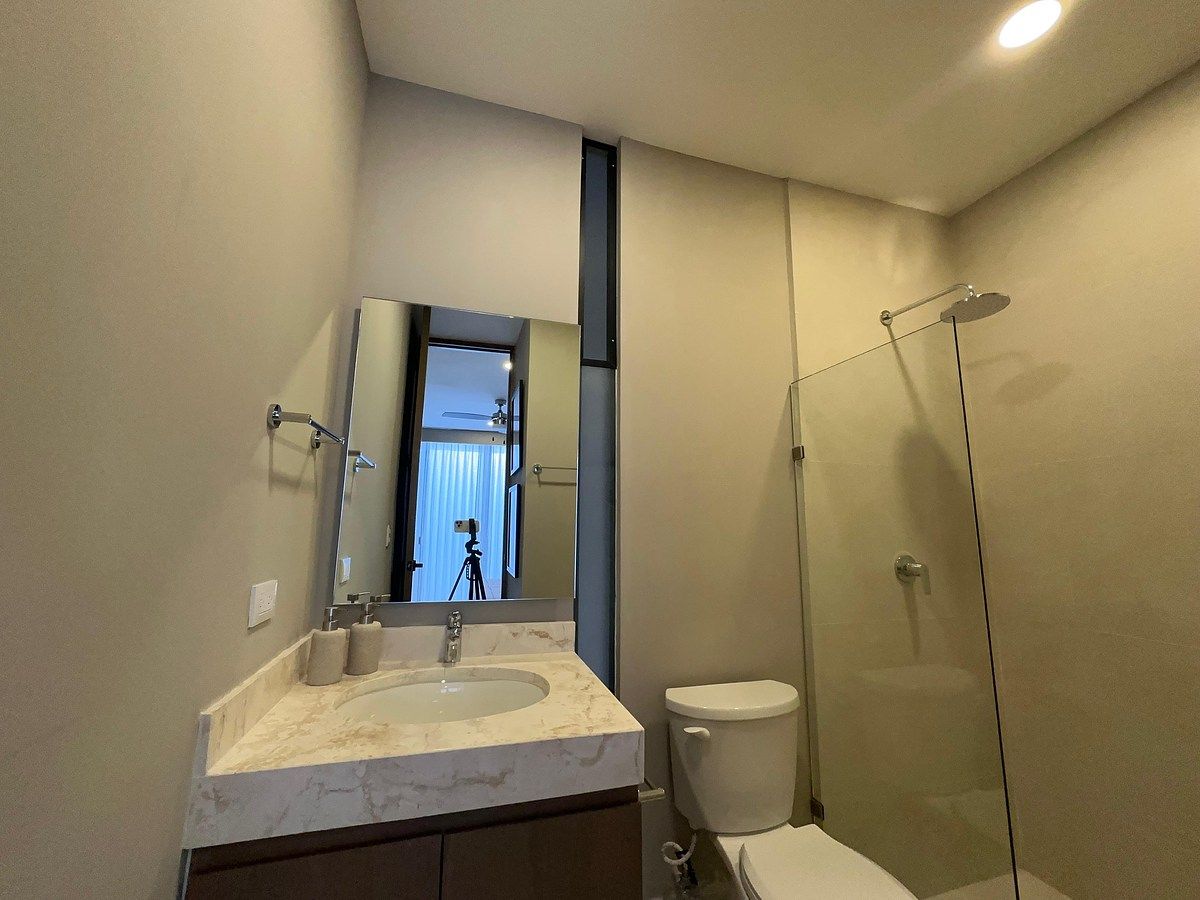 13 de 16: Baño de Recámara