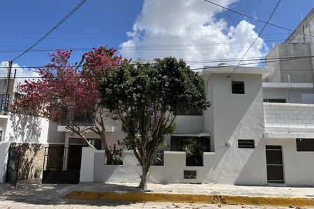 EB-UM7256