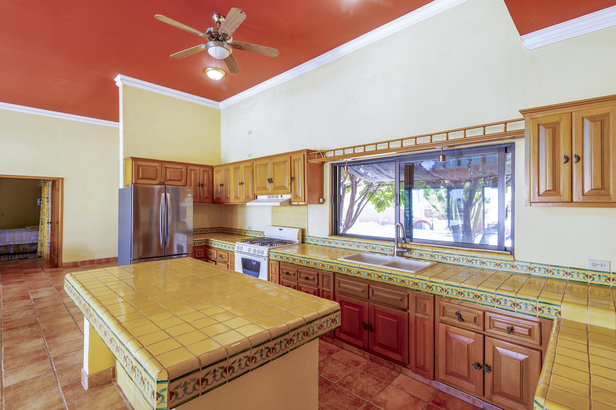 8 de 35: Cocina l Kitchen