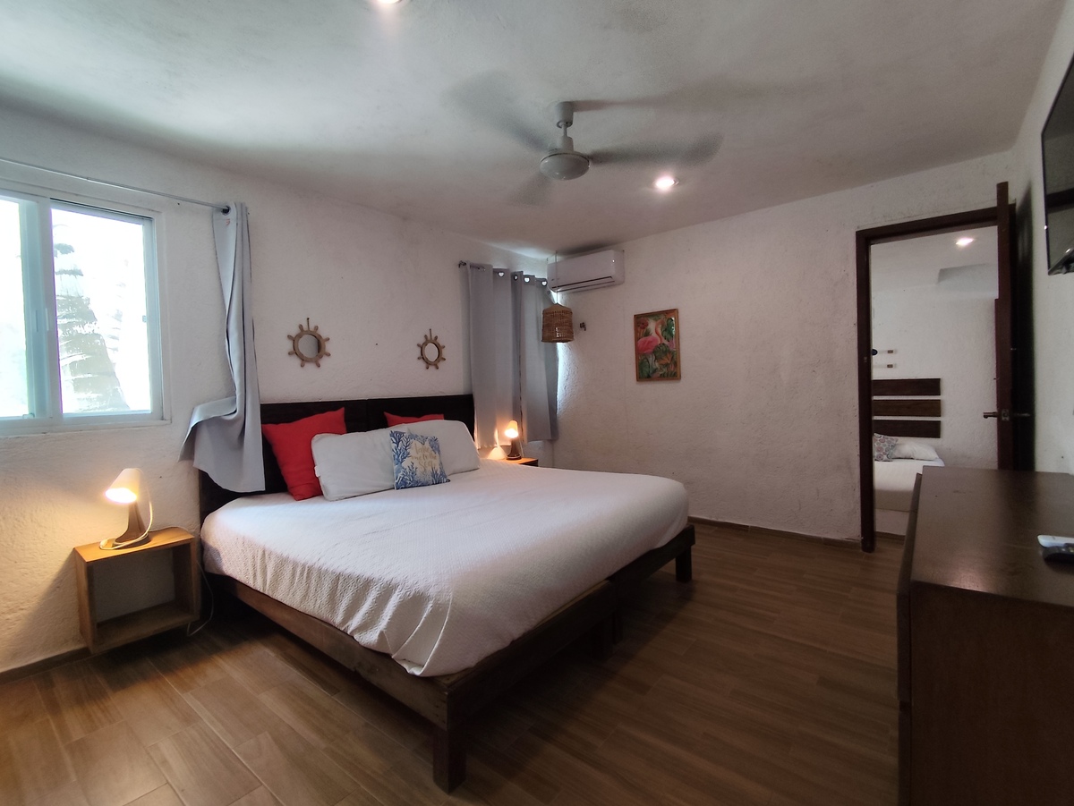 7 de 49: Recámara 1 con Baño