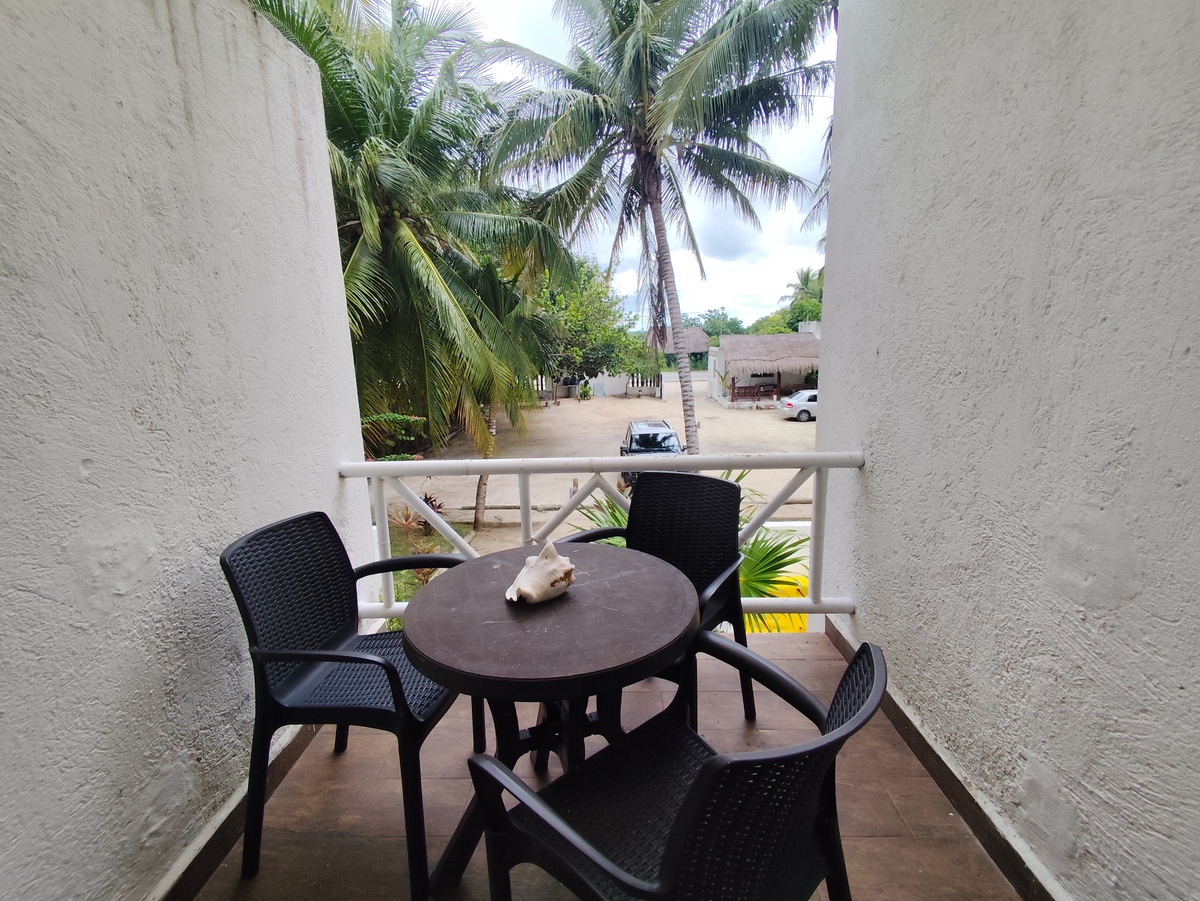 18 de 49: Desayunador en Blacón - Primer Nivel