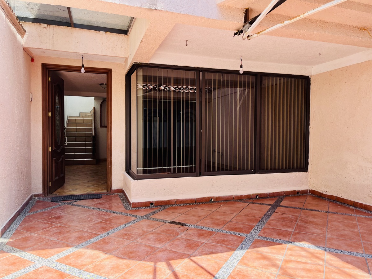2 of 16: Casa en Renta en Miguel Hidalgo Tlalpan Rayo Vende ®