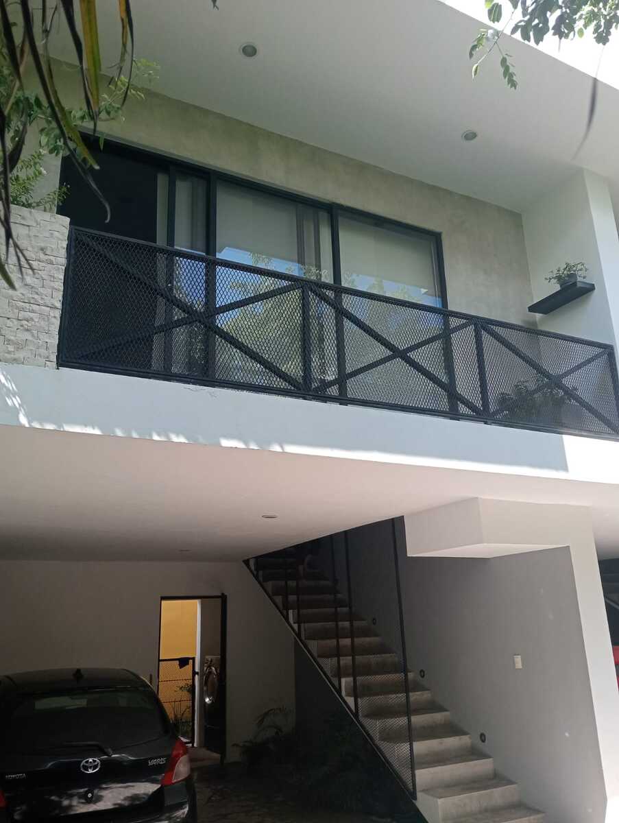 2 de 23: Terraza-balcon