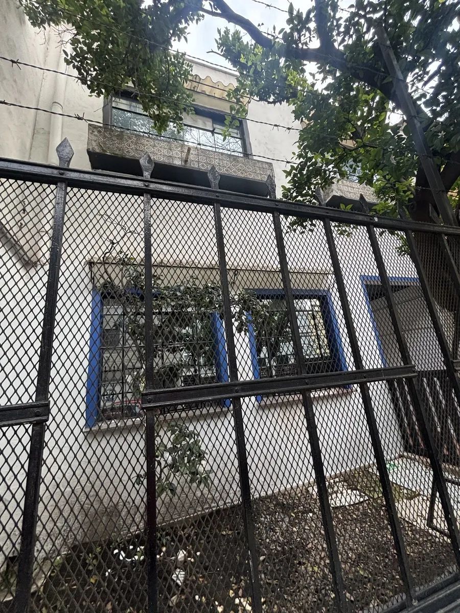 4 de 18