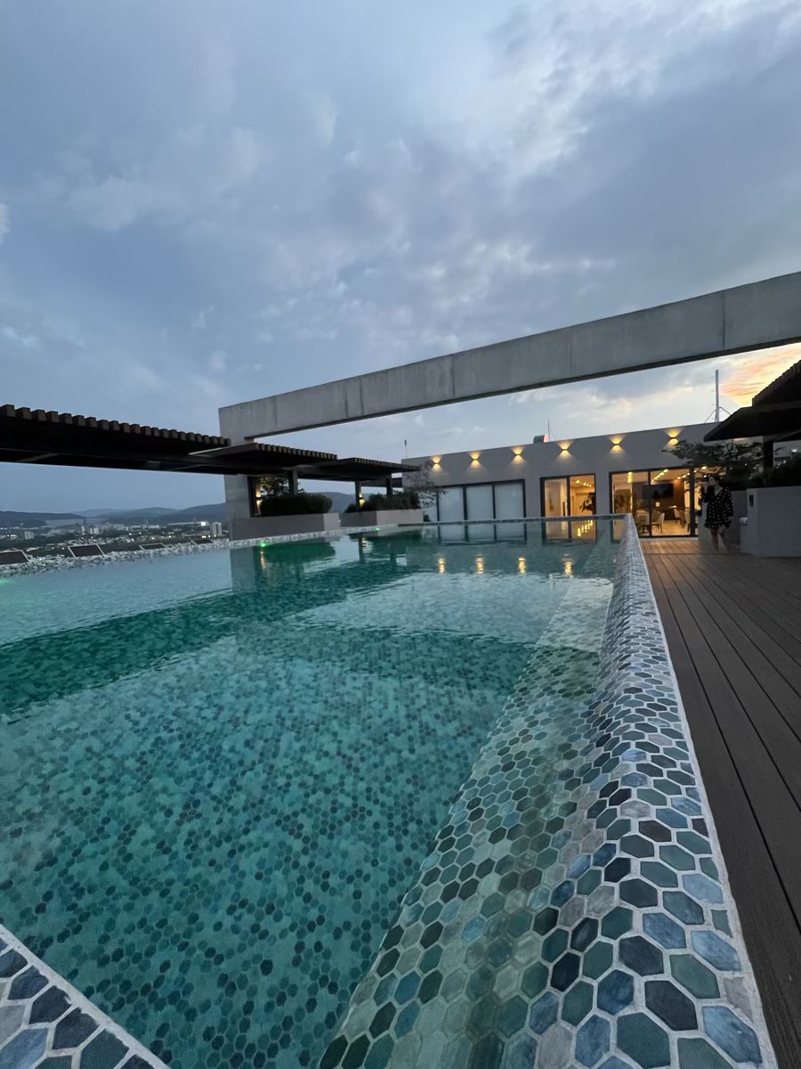 3 de 5: Rooftop con alberca climatizada