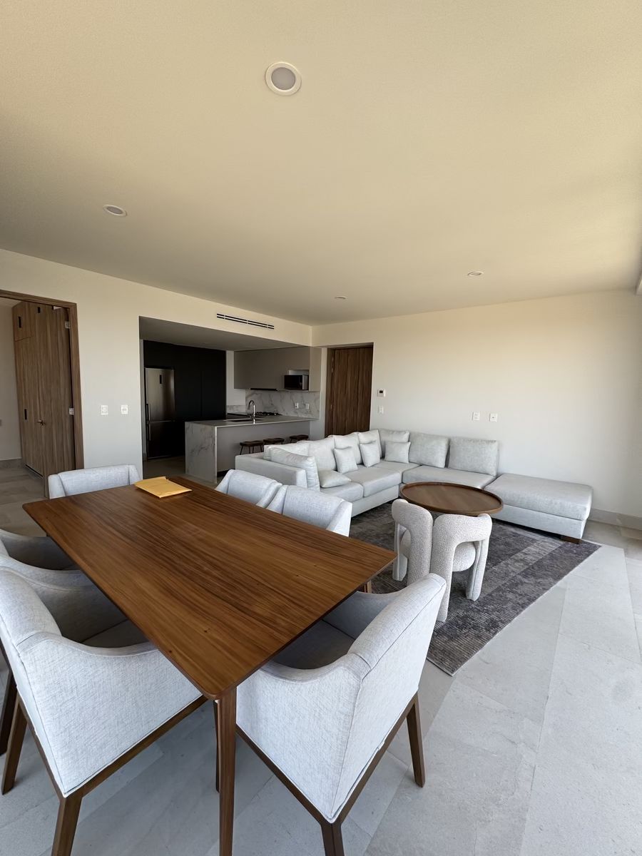 5 de 5: *No incluye muebles