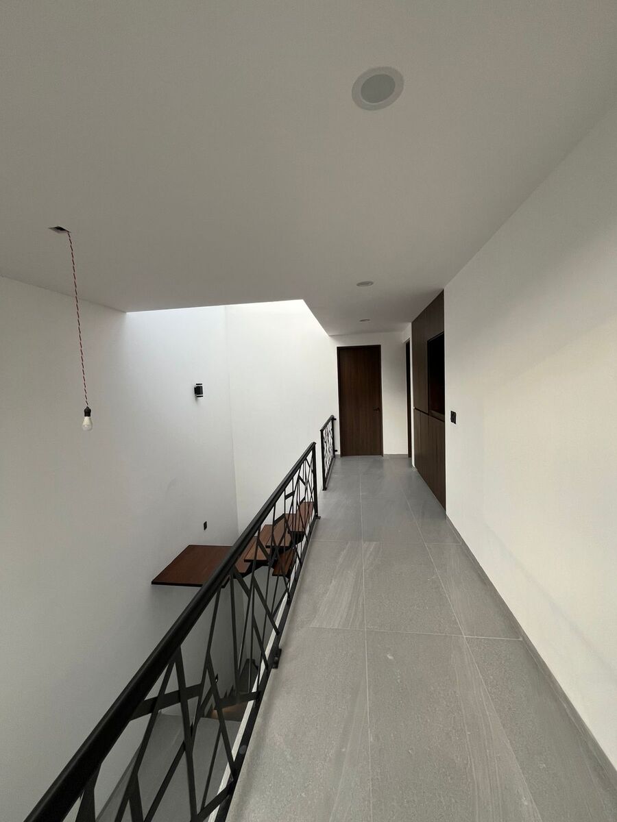 8 de 18: PRIMER PISO
