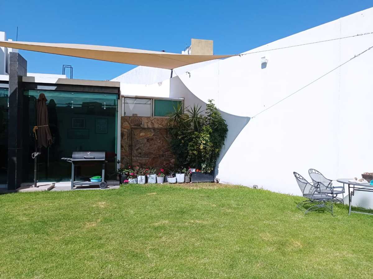 4 de 36