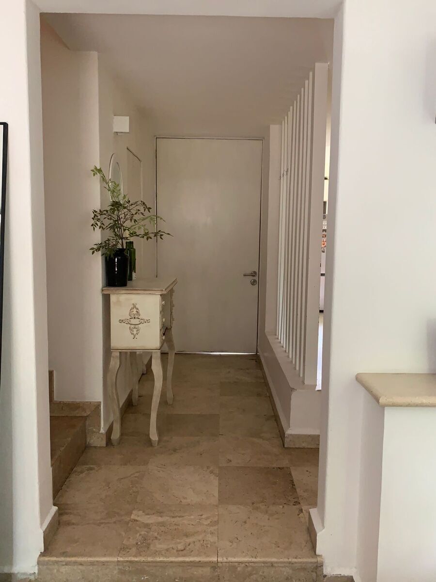 7 de 39: HALL ENTRADA