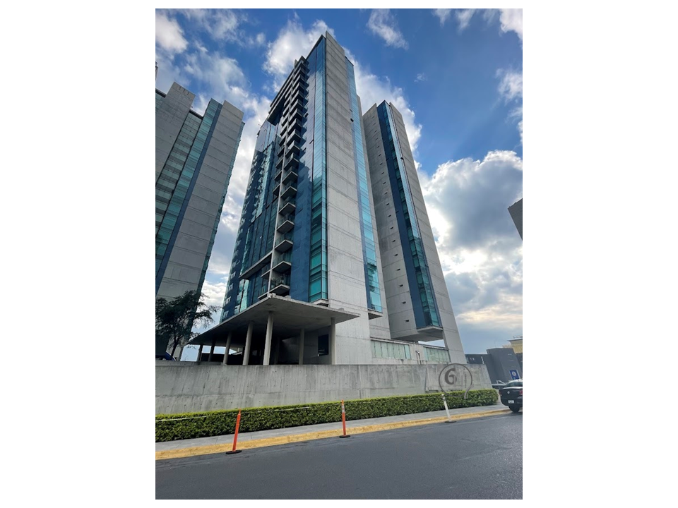 1 de 16: Fachada
