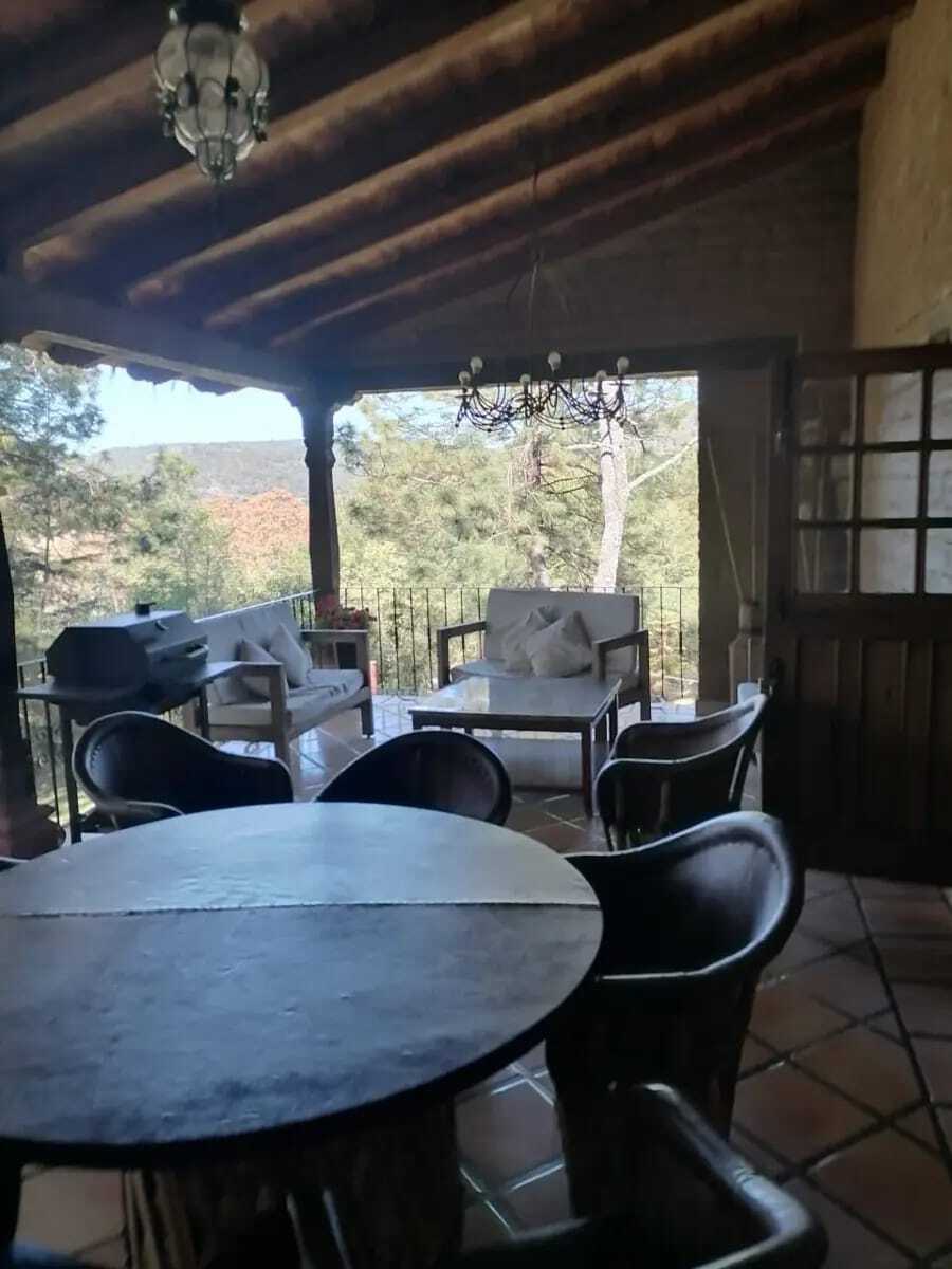 8 of 11