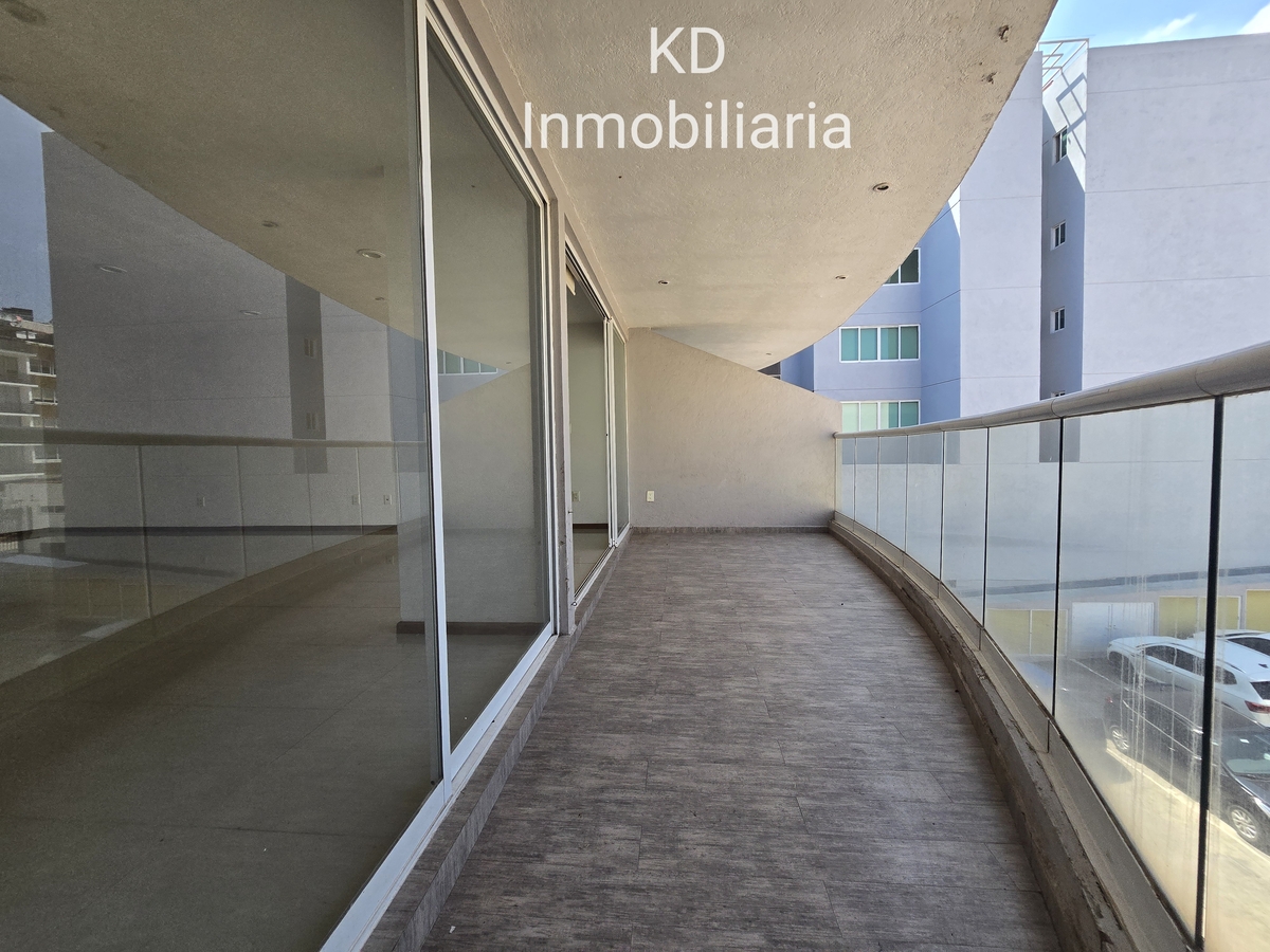 2 de 16: Terraza