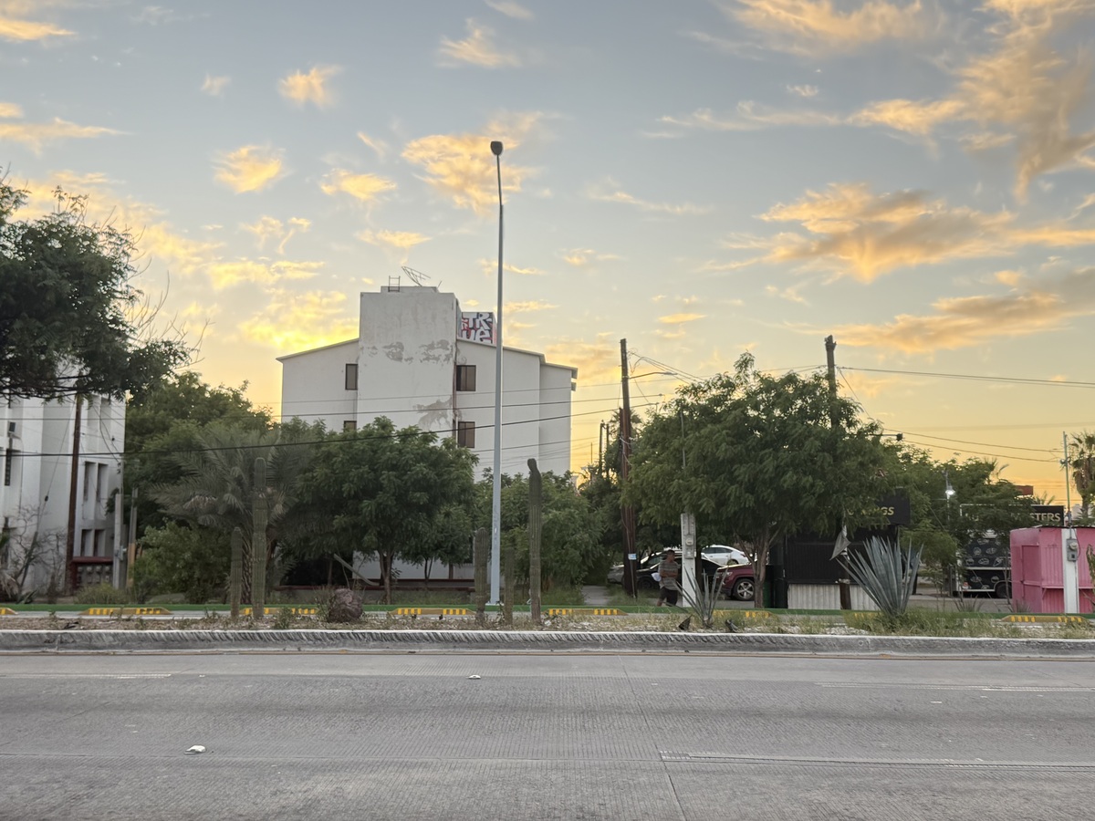 44 de 44: Sobre Boulevard Forjadores