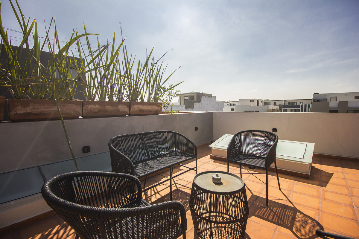 14 of 35: roof garden