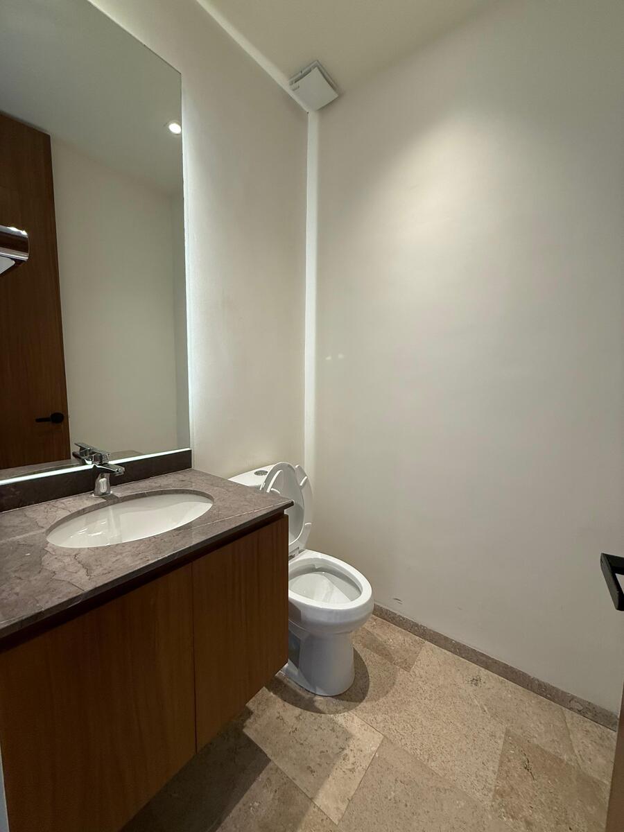 12 de 12: Baño Tercera Recámara