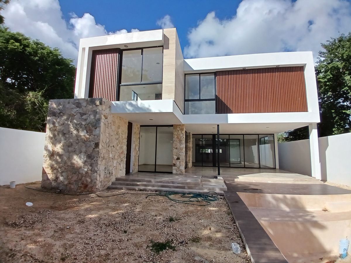 15 de 15: Fachada Posterior
