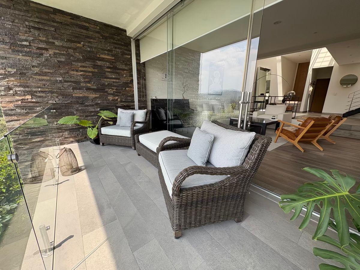 2 de 37: Terraza 1