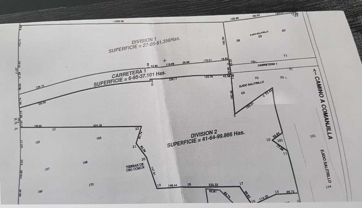 4 of 13: Porciones disponibles lado Norte y lado sur de Eje Mtropolit
