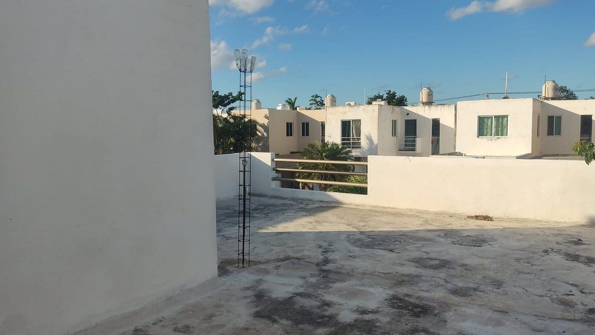 30 de 32: Terraza de enfrente