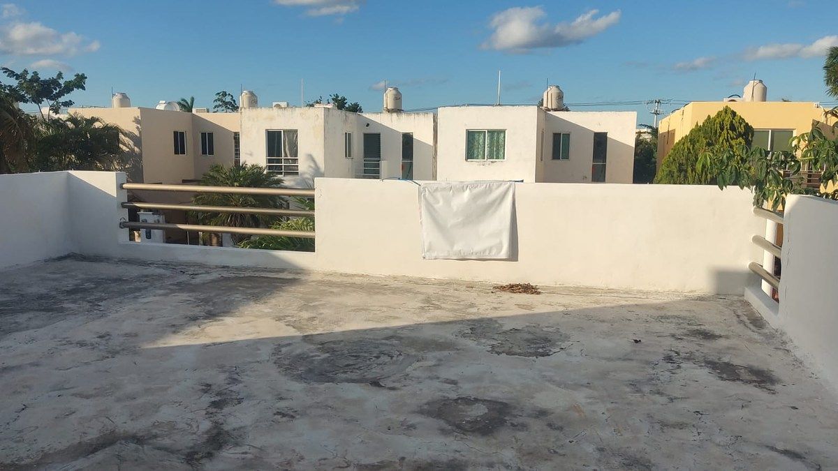 32 de 32: Terraza de enfrente