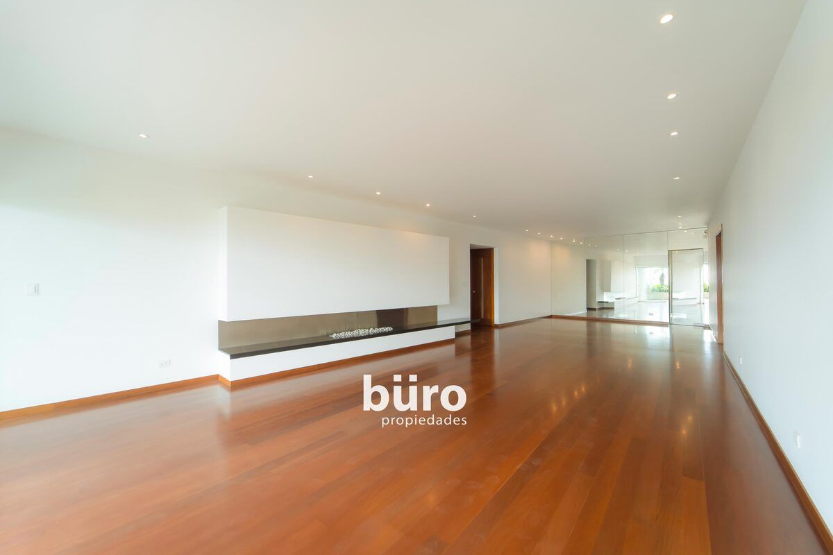 5 de 28: Sala comedor