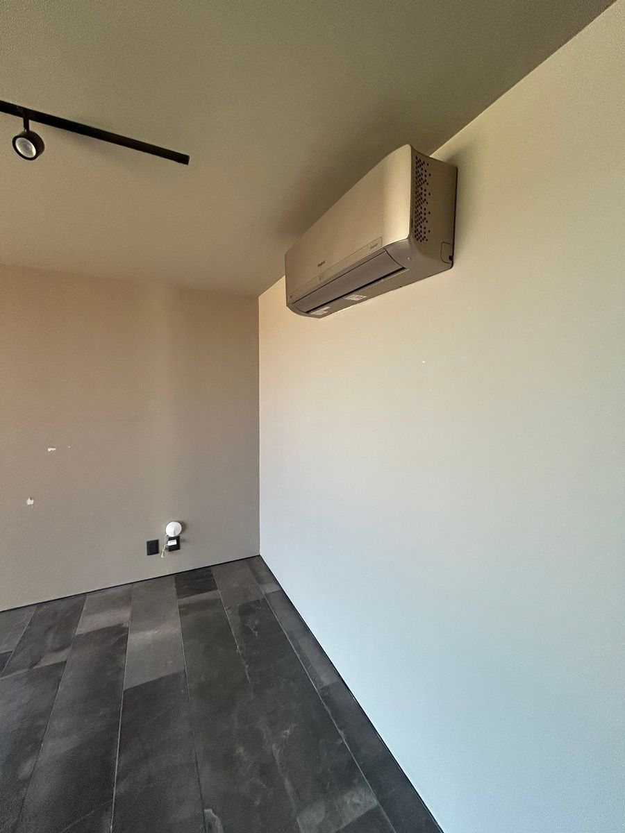 21 de 28: Equipo aire acondicionado