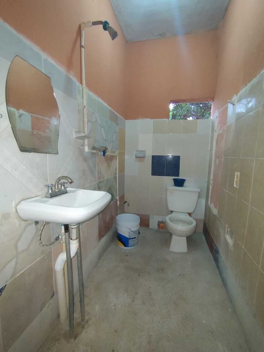 10 of 19: baño completo