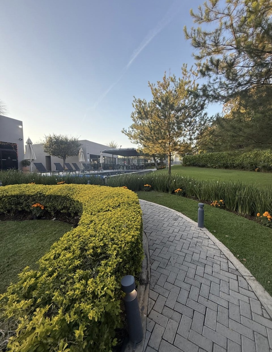 1 of 12: Terreno en venta en Puerta de Hierro Abadia