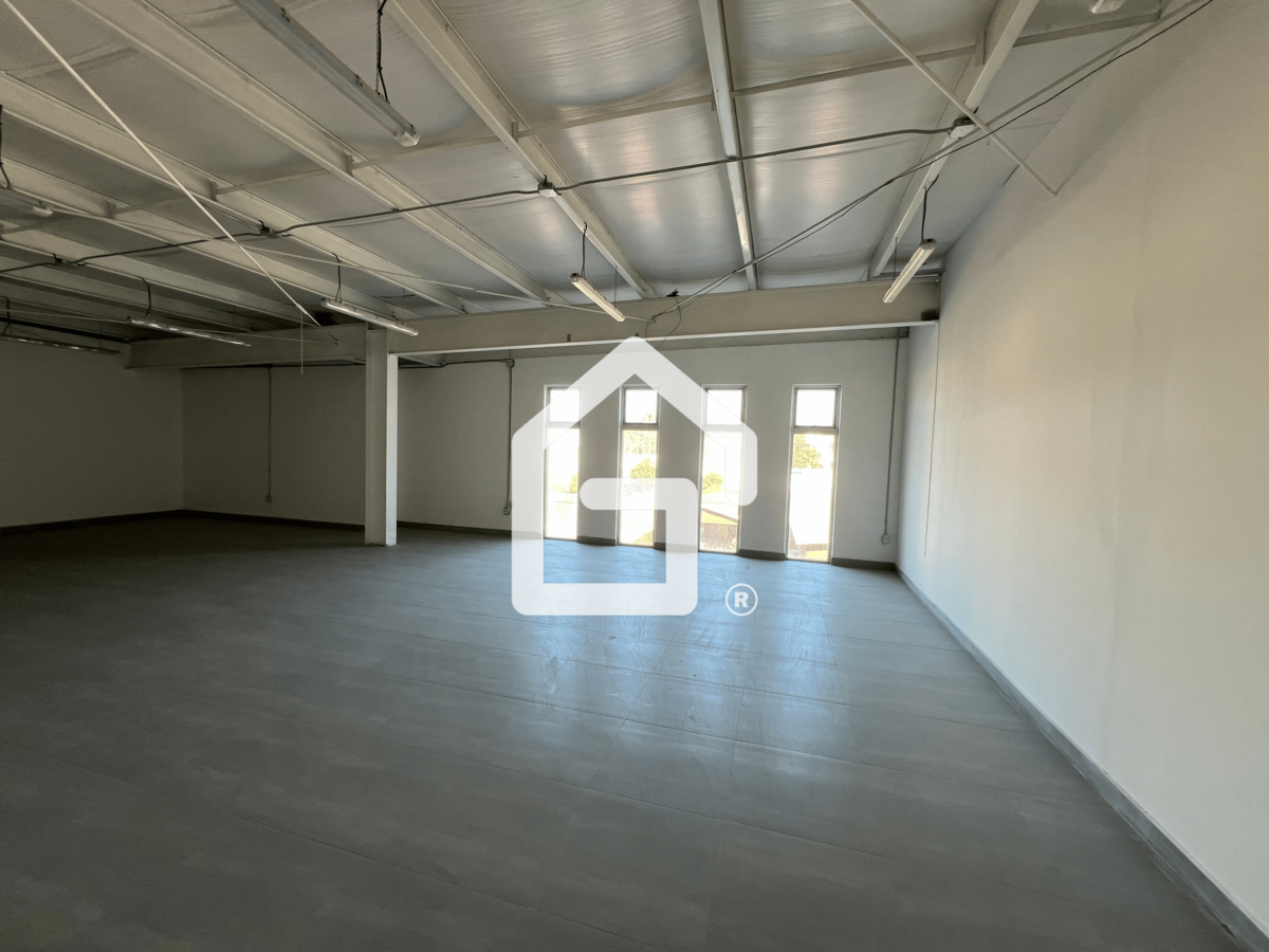 16 de 21: Espacio para oficina