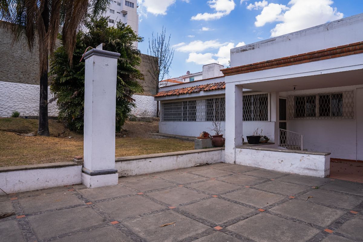 9 de 34