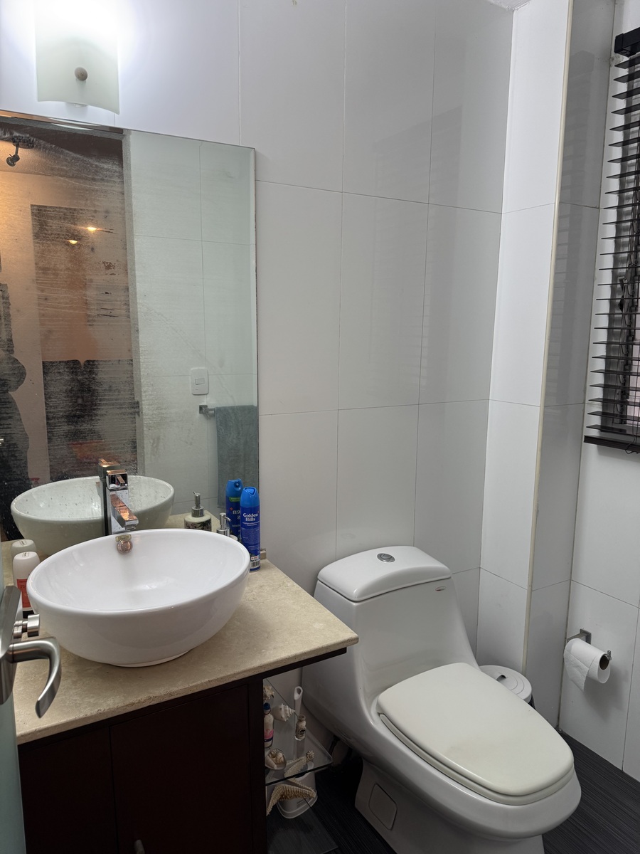 4 de 15: Baño de visitas