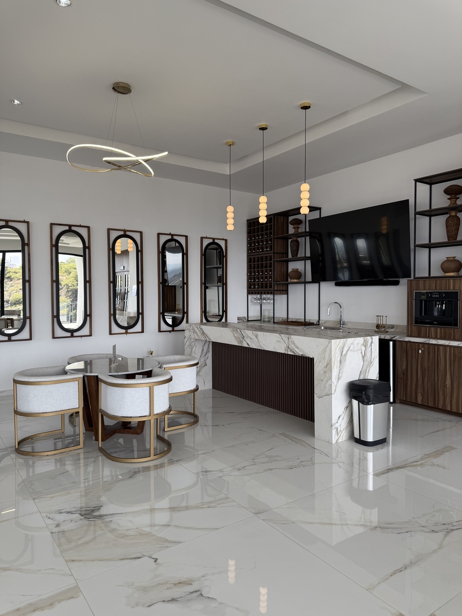 7 de 21: Amenidad Bar
