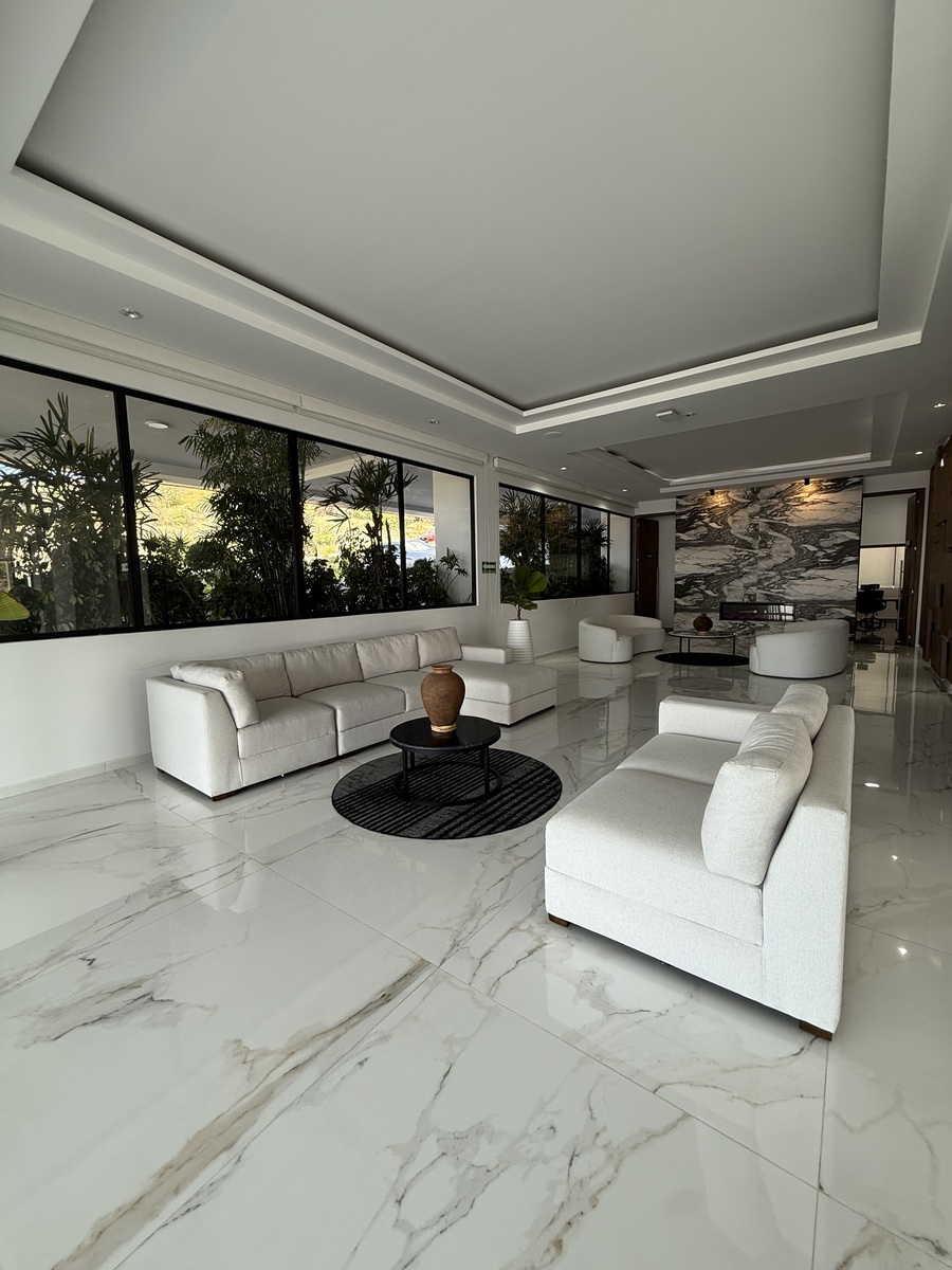 8 de 21: Lobby