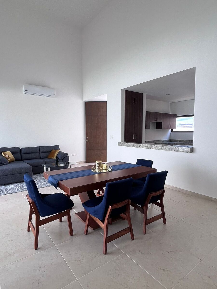 5 de 22: Sala comedor