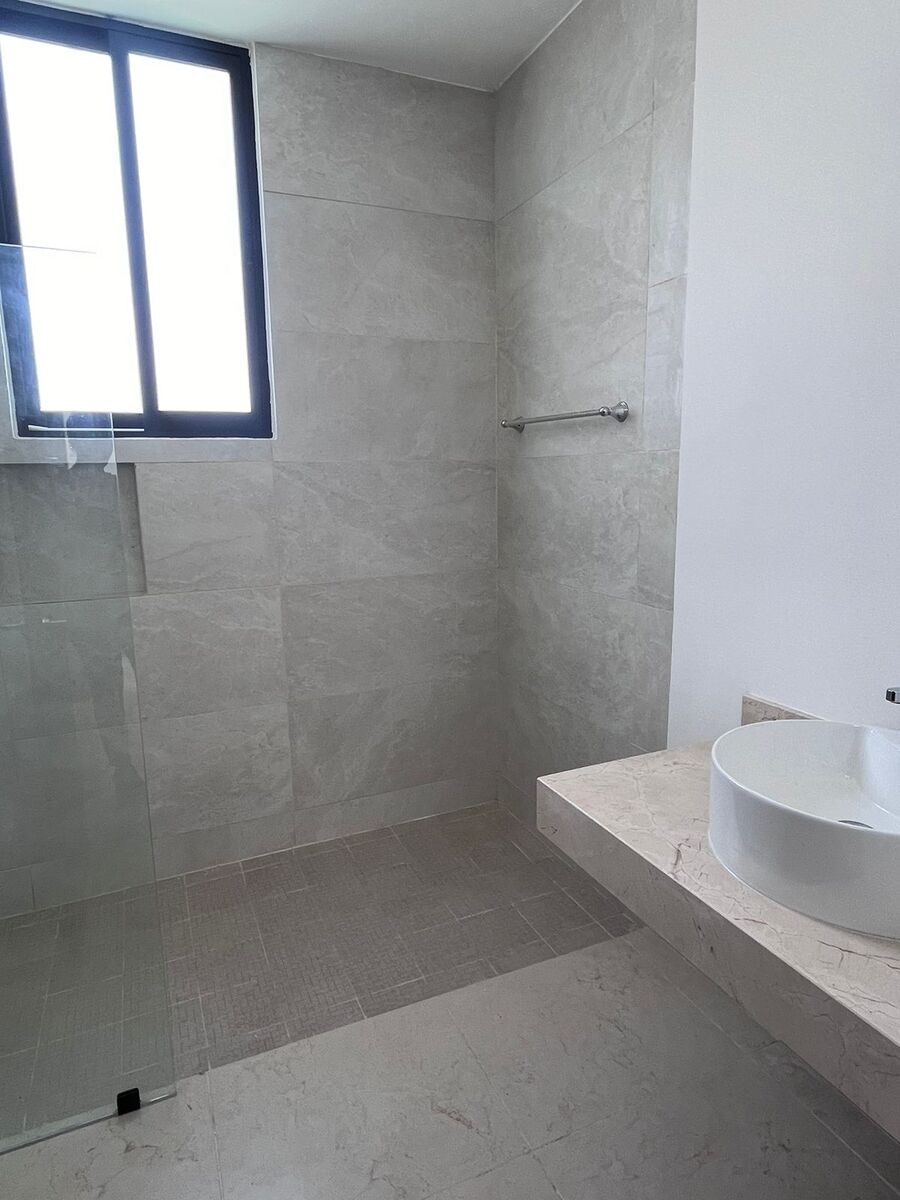11 de 22: Baño completo