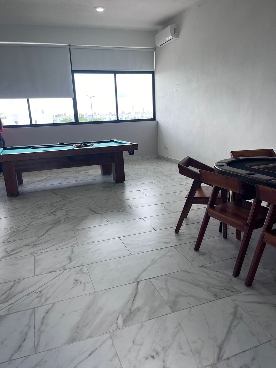 20 de 22: Sala de juegos amenidades