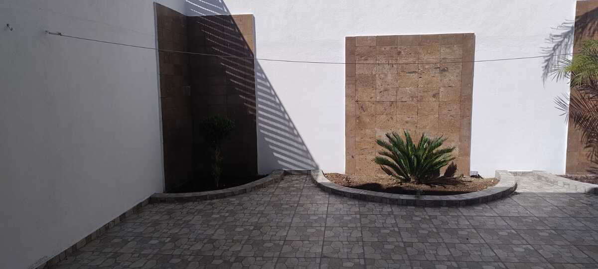 22 de 27